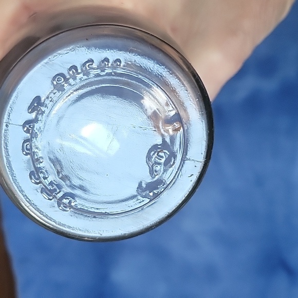 Mr. Pickwick (Possibly 1930s) Vintage Glass Bottle - Picture 5 of 5